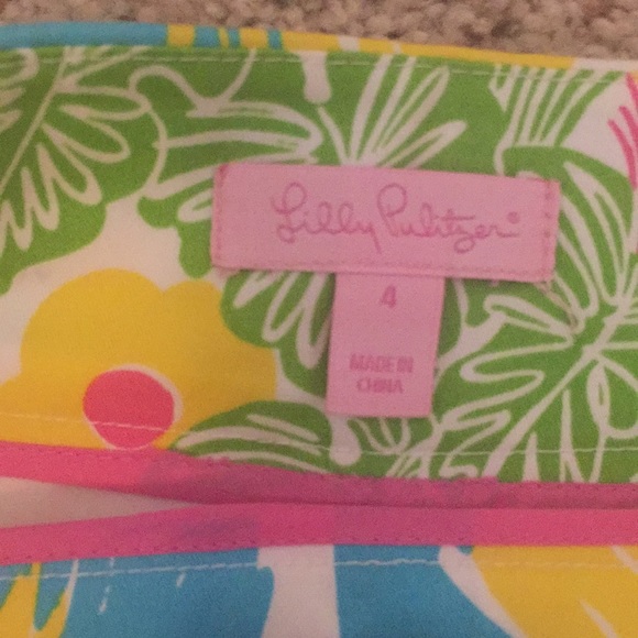 Lilly Pulitzer Parrot Print Skort - Picture 4 of 5